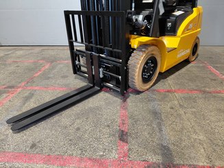 Четырехопорные погрузчики Hangcha XE20i (CPD20-XEY2HA-SI) 