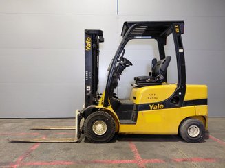 Четырехопорные погрузчики Yale GDP25 - 4