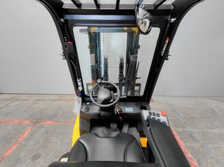 Четырехопорные погрузчики Hangcha XE25i ( CPD25-XEY2HA-SI )