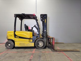 Четырехопорные погрузчики Yale ERP45VL