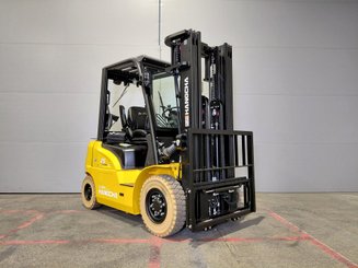 Четырехопорные погрузчики Hangcha XE25Hi ( CPD25-XEY2H2-SI )
