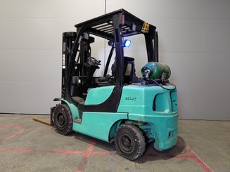 Газовый погрузчик Yale YALE GLP25 - 2