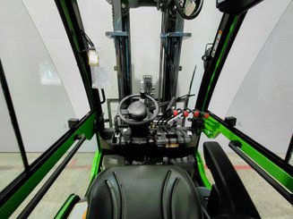 Электрический погрузчик Hangcha CPD35-XD6-SI21