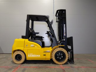Четырехопорные погрузчики Hangcha XE35i (CPD35-XEY2HA-SI)