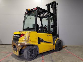 Четырехопорные погрузчики Hyundai 45B9