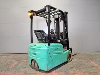 Трехопорные погрузчики Yale ERP15VTSWB - 3
