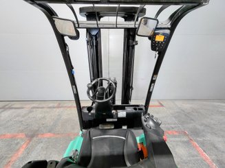 Трехопорные погрузчики Yale ERP15VTSWB - 6