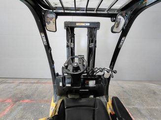 Газовый погрузчик Yale GLP30