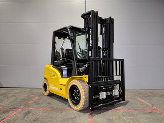 Четырехопорные погрузчики Hangcha XE30i ( CPD30-XEY2HA-SI )