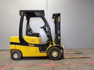 Четырехопорные погрузчики Yale GDP25 - 5