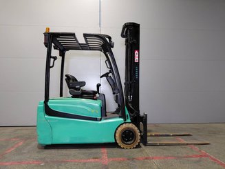 Трехопорные погрузчики Yale ERP16VTLWB - 5