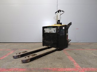 Трехсекционная Caterpillar NPV20N2