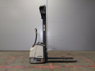 Штабелеры с электроприводом Crown WF3000 10 - 4
