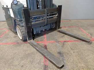 Четырехходовый вилочный погрузчик AMLIFT 45-12/51