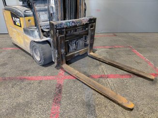 Трехопорные погрузчики Caterpillar EP20PNT - 6