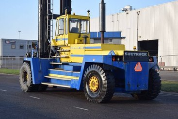 Четырехопорные погрузчики Svetruck 45120-57