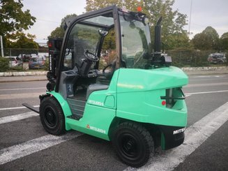 Четырехопорные погрузчики Mitsubishi FD40N - 3