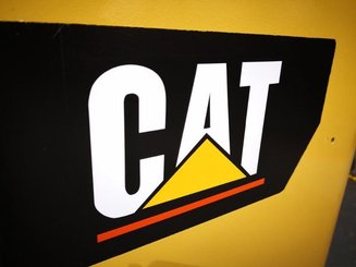 Четырехопорные погрузчики Caterpillar NPR20N