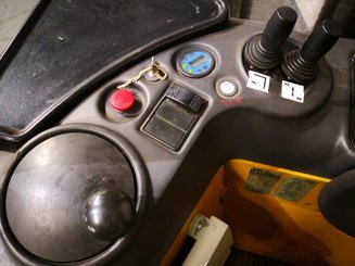 Штабелеры с платформой для оператора Caterpillar NSR16K