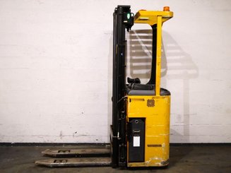 Штабелеры с платформой для оператора Caterpillar NSR16K