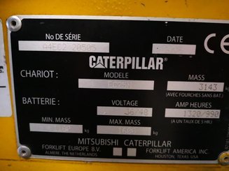 Четырехопорные погрузчики Caterpillar EC25N