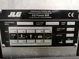 Строительный подъёмник с вертикальной мачтой JLG TOUCAN DUO