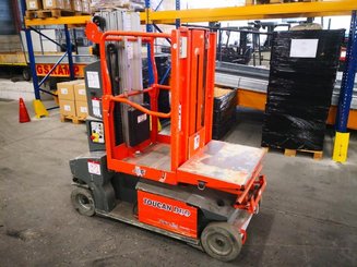 Строительный подъёмник с вертикальной мачтой JLG TOUCAN DUO