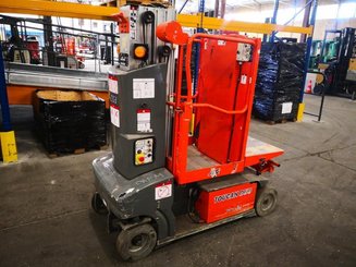 Строительный подъёмник с вертикальной мачтой JLG TOUCAN DUO