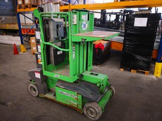 Строительный подъёмник с вертикальной мачтой JLG TOUCAN DUO