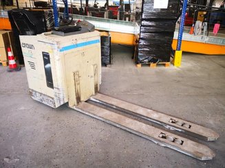 Четырехопорные погрузчики Crown RT3020 - 2