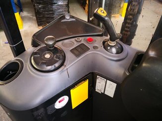 Штабелеры с платформой для оператора Caterpillar NSR16N - 2