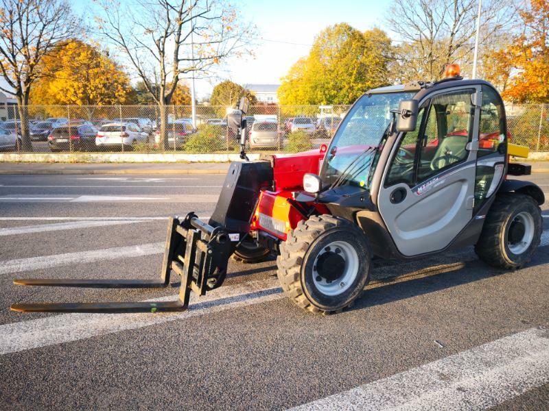 Телескопический погрузчик Manitou MT625H - 1