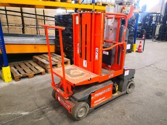 Строительный подъёмник с вертикальной мачтой JLG TOUCAN DUO