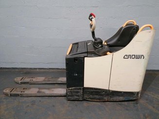 Трехсекционная Crown WT3040