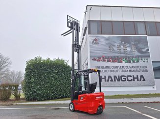 Трехопорные погрузчики Hangcha A3W15