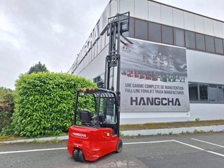 Трехопорные погрузчики Hangcha A3W18