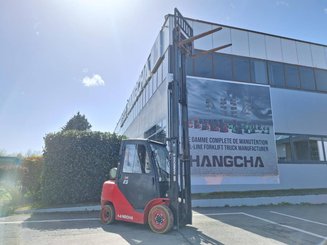 Четырехопорные погрузчики Hangcha XF25G