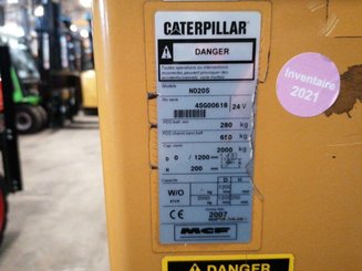 Четырехопорные погрузчики Caterpillar N020S - 1