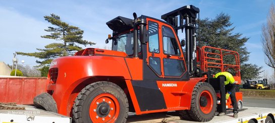 Четырехопорные погрузчики Hangcha XF100D