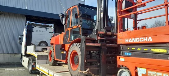 Четырехопорные погрузчики Hangcha XF100D