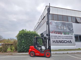 Четырехопорные погрузчики Hangcha XF30D-2