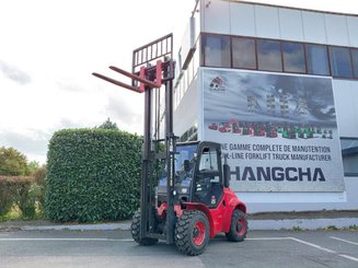Внедорожный погрузчик Hangcha TT25-4