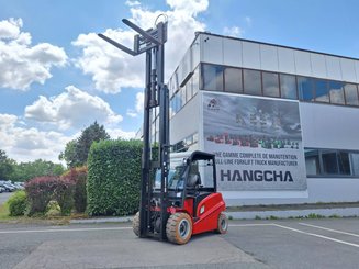 Четырехопорные погрузчики Hangcha A4W50-E