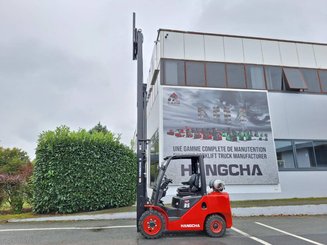 Четырехопорные погрузчики Hangcha XF35G