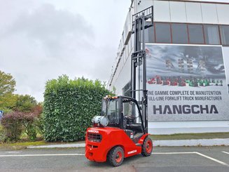 Четырехопорные погрузчики Hangcha XF35G