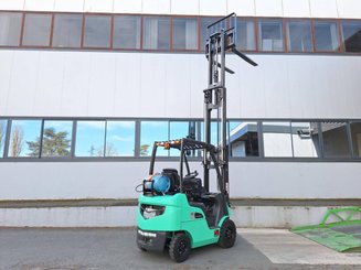 Четырехопорные погрузчики Mitsubishi FG15N