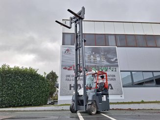 Четырехходовый вилочный погрузчик AMLIFT AGILIFT 4000E