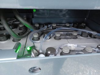 Четырехходовый вилочный погрузчик Combilift CBE3000