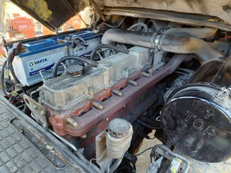 Четырехопорные погрузчики Caterpillar DP50K2