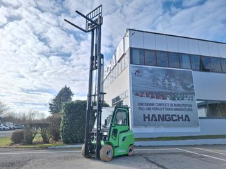 Четырехопорные погрузчики Hangcha AE25-I